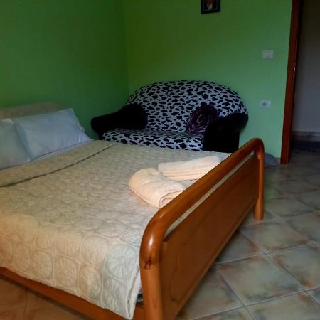 Manthoguesthouse Gjirokastër Dış mekan fotoğraf